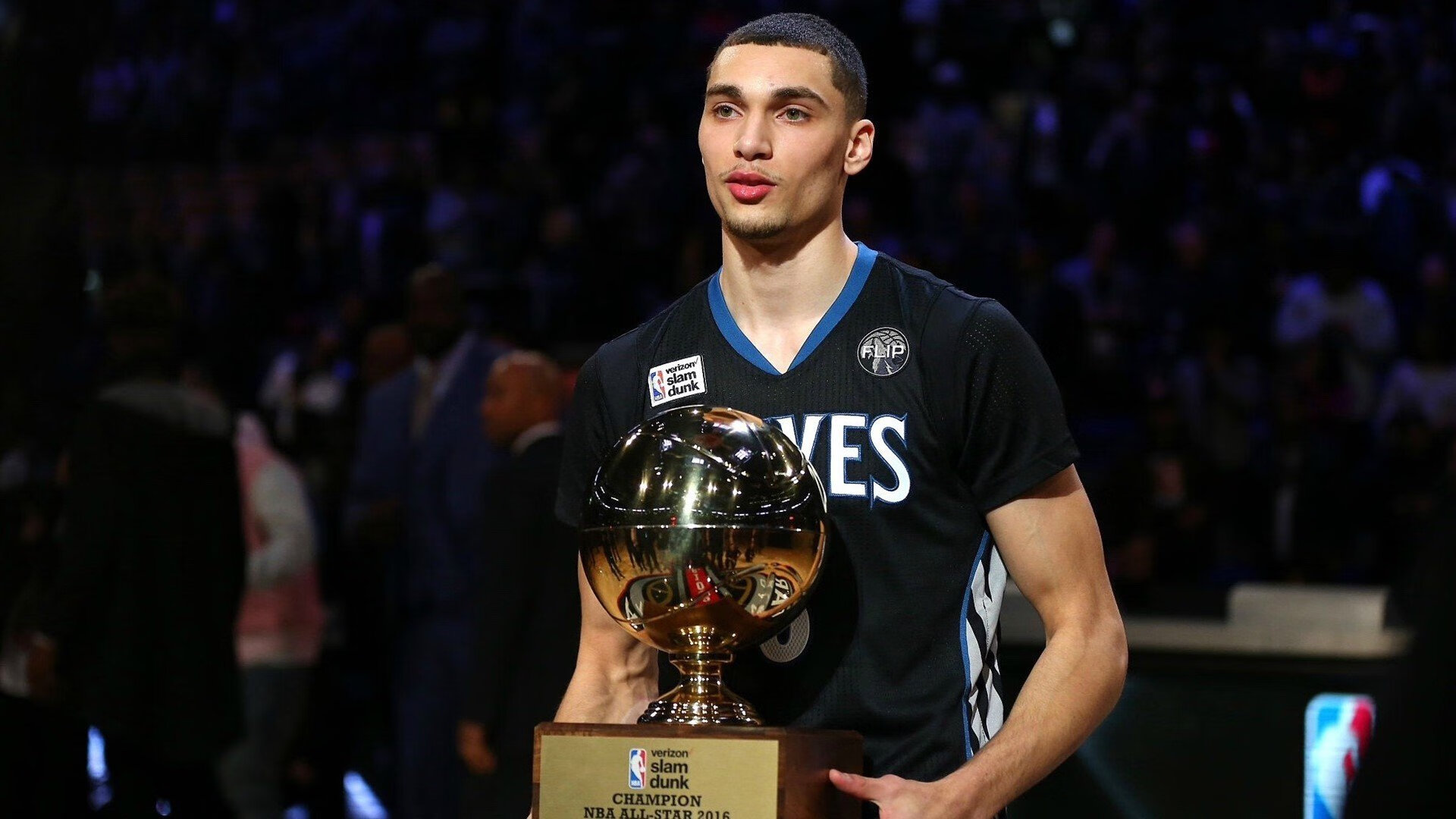 亚洲球员吸引国际关注，足球风采迷人，亚洲的球员